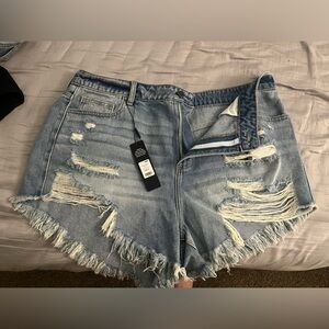 Fashion nova Plus size 16 short bundle